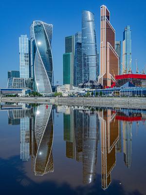 Новостройки Москвы выше 100 метров. Обзор жилых небоскребов :: Жилье :: РБК  Недвижимость