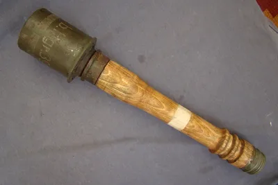 Макет немецкой гранаты M-24 \"Stielhandgranate\" (учебно-тренировочная)  Купить - Пневматика на соколе