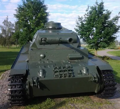 Танк Т-3. Немецкие танк на Буйническом поле. Немецкий танк Т-3 начала  войны. Трофейные Немецкии танки Т-3 участвовали в боях на стороне СССР.  Немецкие танки. Танк Тигр. Это очень редкий экспонат музея под