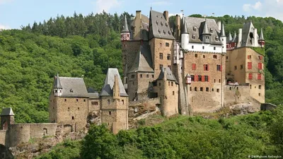 От Эльца до Вартбурга - средневековые замки в Германии – DW – 14.09.2022