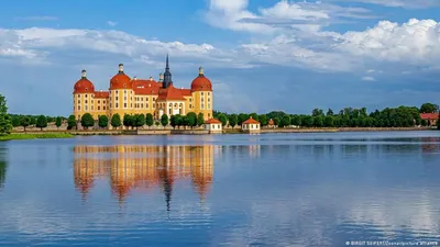 Нойшванштайн и самые знаменитые немецкие замки: факты и легенды - Meet The  Germans на русском - YouTube