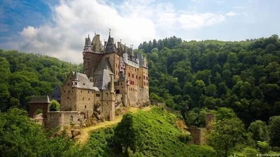 Schwangau, замок Германии - Нойшванштайна Редакционное Стоковое Изображение  - изображение насчитывающей старо, король: 126559799