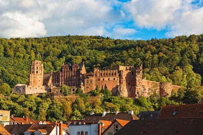 Красивые немецкие замки впечатляющее Sigmaringen над утесом Ориентир  ориентиры Германии Стоковое Изображение - изображение насчитывающей  ландшафт, достопримечательностью: 142884421