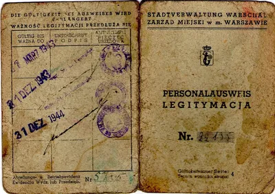 Редкие документы эпохи: аусвайсы выданные в Польше и в Столбцах во время  войны