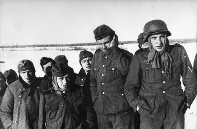 Разгром немецких войск под Москвой» (1941—1942) – Первые в кино