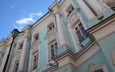Необычные дома Москвы | Обучение и хобби | купить для детей в магазине  Музея «Гараж»