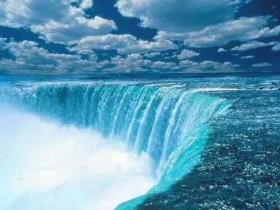 Величественный Ниагарский водопад
