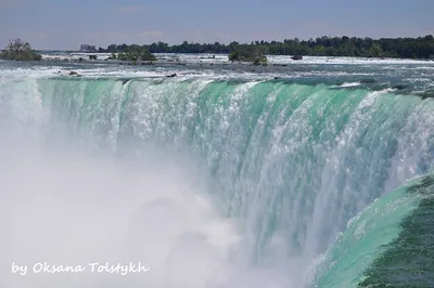 Experience Niagara Falls on a Thrilling Boat Ride - City Experiences™