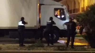 Теракт в Ницце, Франция - террористы атаковали гуляющих по Английской  набережной