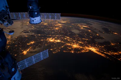 Завораживающий вид ночных городов с Международной космической станции |  Пикабу