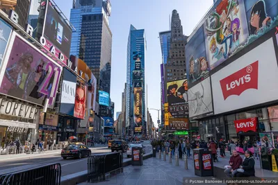 Нью-Йорк хочет вакцинировать туристов на Таймс-сквер и в Центральном парке