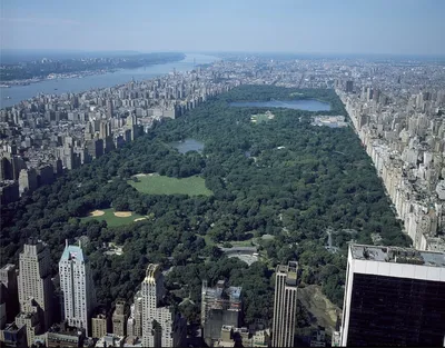 Вид на Нью-Йорк с высоты птичьего полета - Библиотека Конгресса Изображение  в общественном достоянии