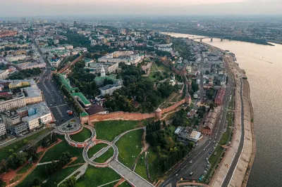 Что посмотреть в Нижнем Новгороде: достопримечательности, маршрут  самостоятельной прогулки, где поесть и как отдохнуть, как добраться и где  остановиться — Яндекс Путешествия — Яндекс Путешествия