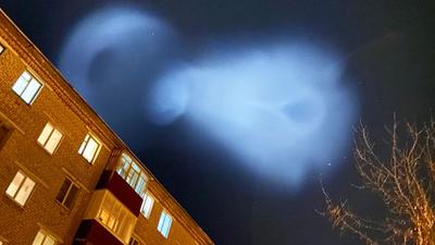 Жители России увидели НЛО в небе. Минобороны запустило очередную  межконтинентальную ракету