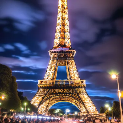 архитектура #обои #обоинателефон #локскрин # #wallpaper #architecture  #wallpaperforphone #travel #… | Eiffel tower at night, Eiffel tower  photography, Eiffel tower