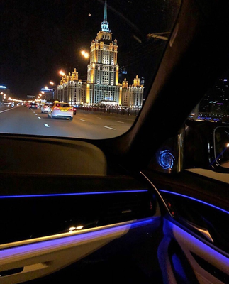 Ночная Москва из окна автомобиля