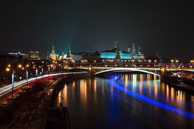 Ночная Москва с высоты птичьего …» — создано в Шедевруме