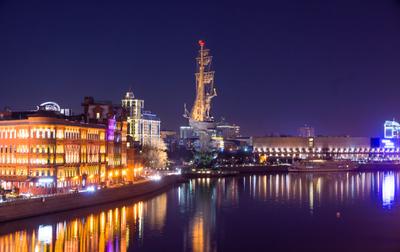 Ночная Москва стоковое фото. изображение насчитывающей высоко - 163287868