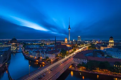 Фотографии Берлин Германия улиц Ночные Уличные фонари город Здания