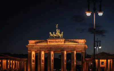 Берлинская стена все еще видна из космоса | Заметки из Берлина | Дзен