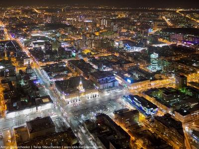 Ночной Екатеринбург. Фотограф Алексей Баяндин