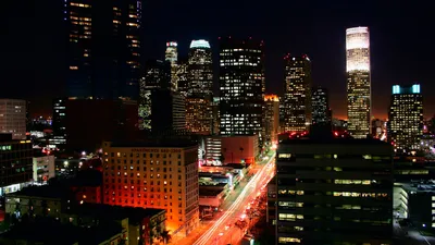 Вид на ночной Лос Анджелес с улицы Малхолланд Драйв . / Столица кино - Лос- Анджелес / Лос-Анджелес / Города США / Фоторепортажи / Франция - Туры и  отдых - специальные предложения зима