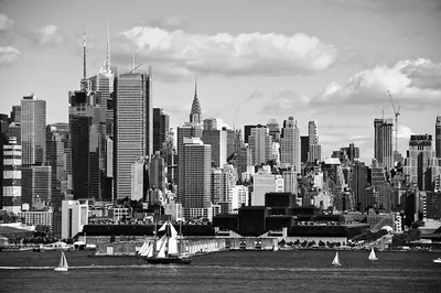 Модульная картина \"Нью Йорк в отражении черно-белая\" из 3-х частей на  холсте | Купить в интернет-магазине \"Macrosvit\"