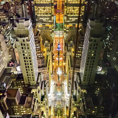 Голос Америки - Улицы ночного Манхэттена, Нью-Йорк (Фото:... | Facebook