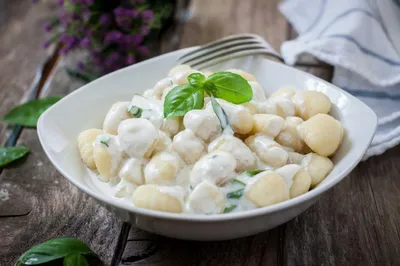 Ньокки с горгонзолой, видео рецепт вкусного блюда - italiani.it