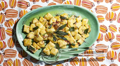 Pumpkin gnocchi Ñoqui Gnocco di zucca Ñoquis Ньокки Nocken Gericht Nhoque  Cucina italiana 玉棋 Italienische Küche Gastronomía de Italia Italian cuisine  義大利飲食 Kuchnia włoska Итальянская кухня Calabaza 南瓜 Stock Photo | Adobe