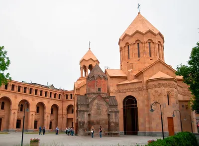 Армянская церковь в москве...Армяне - YouTube