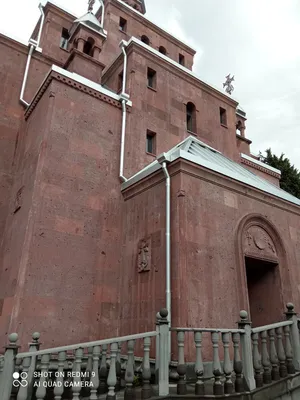 Почему Эчмиадзин не боится появления Русской православной церкви в Армении