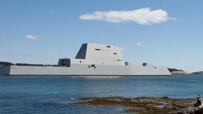 ВМС США окрестили новый эсминец | Warspot.ru