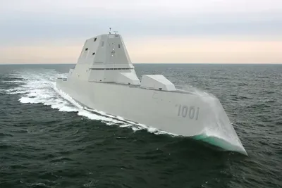 Новейший корабль-невидимка вошел в состав ВМС США: видео // Новости НТВ