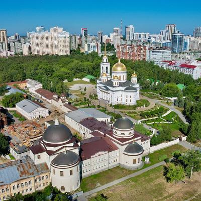 Екатеринбург Ново-Тихвинский монастырь Собор Александра Невского Фотография