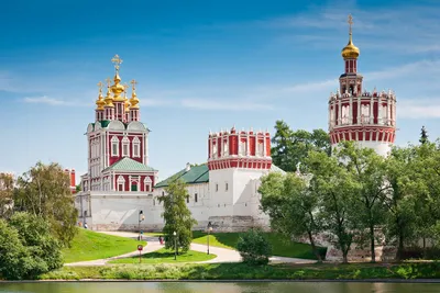 Новодевичий монастырь в Москве: история основания, описание, как добраться