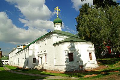 Экскурсия «Новодевичий монастырь и Новодевичье кладбище» с Moscow Excursion