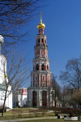 Новодевичий монастырь на фоне Москва Сити | Пикабу
