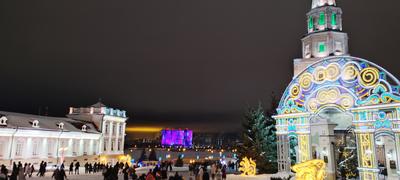 Самая дорогая новогодняя ёлка установлена в Казани | События | ОБЩЕСТВО |  АиФ Казань