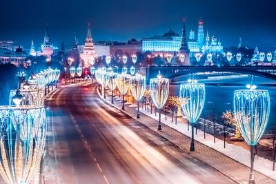 Праздничные поздравления, маршруты и гигарамы: о чем расскажет  онлайн-проект «Новогодняя Москва»