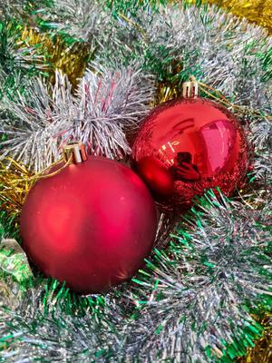 Конкурс лучшего новогоднего украшения: как сделать оригинальные ёлочные шары  и свечи?: Общество: Облгазета