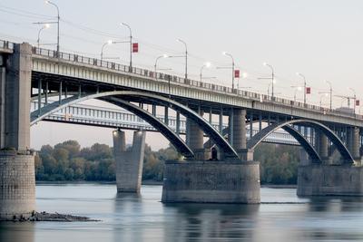 Фонтан на реке Обь Новосибирск