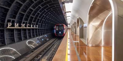 Новые поезда на зеленой ветке столичного метро появятся в 2024 году //  Новости НТВ