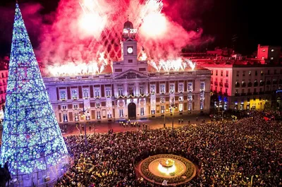 🎄💥 Новый Год в 💃🤵🏽 Испании | Promo🎬Toons | Дзен