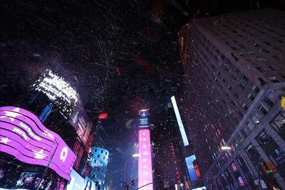Новый год уже скоро: в Нью-Йорк из Мэриленда доставили главную елку страны  (видео) | 25.01.2024.