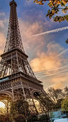 Paris iPhone Wallpapers | Iphone wallpaper, Tower in paris, Background