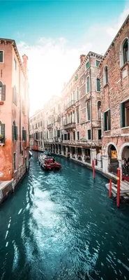 Venice HD Backgrounds #venice #100mostbeautifulplacestovisit #italy  #iPhoneXWallpaper | Venice italy, Venice, Canals
