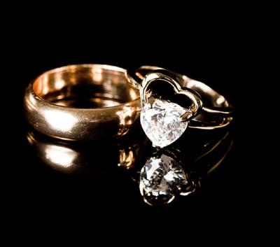 Купить обручальные кольца 195 | 151-A15416 (Россия, материал: белое золото,  несколько бриллиантов, без камней) - Ювелирная студия Art-Rings
