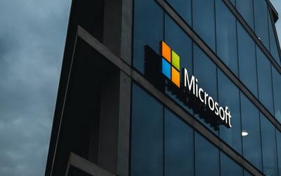 Microsoft приостановила продажу товаров и предоставление услуг в России —  РБК