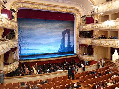Оперный театр в Екатеринбурге отреставрируют за 11,8 миллиона: Общество:  Облгазета